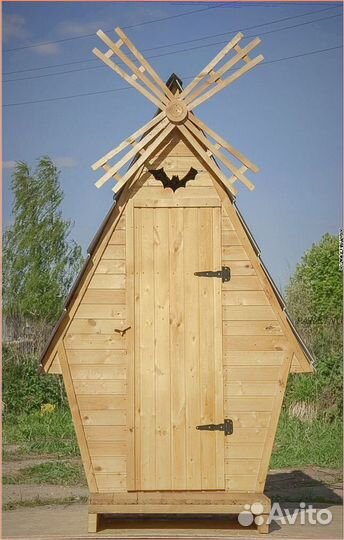 Уличный туалет деревянный VLQ
