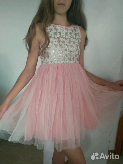 Праздничное платье для девочки