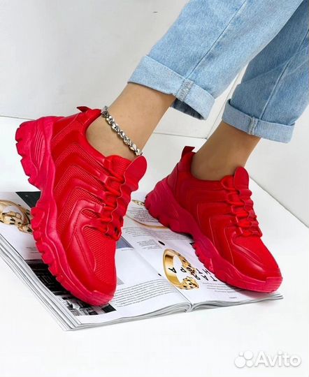 Кроссовки женские женские