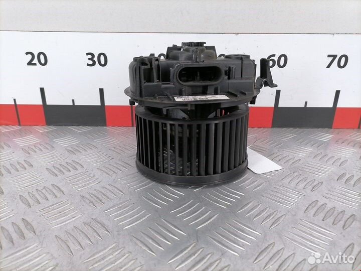 Моторчик печки для Renault Megane 2 7701056965