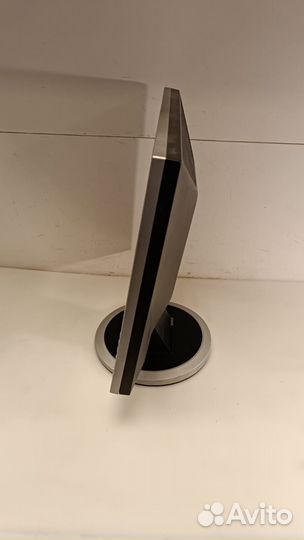 Монитор Samsung SyncMaster 740N (Д)