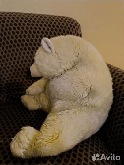 Плюшевый медведь белый