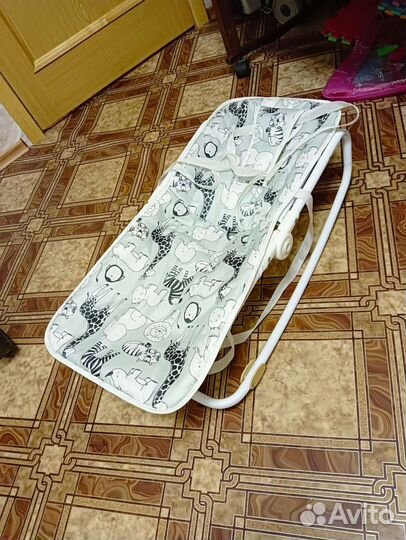Шезлонг детский