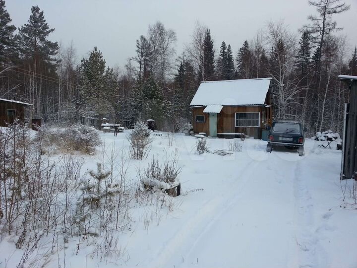 Дача 12 м² на участке 10 сот.