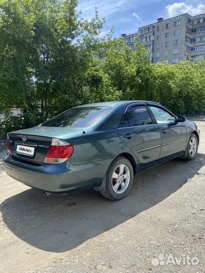 Toyota Camry 2.4 МТ, 2005, 300 000 км