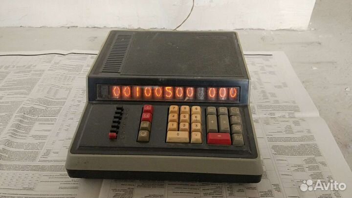 Советский калькулятор Искра-111М