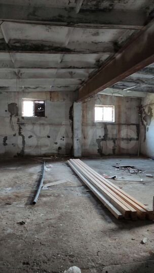 Склад, 318 м²