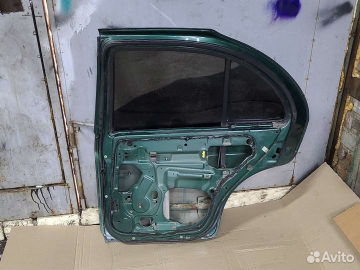 Дверь задняя правая Nissan Almera N15 1995-2001