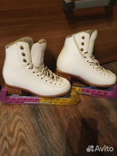 Коньки для фигурного катания