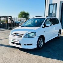 Toyota Ipsum 2.4 AT, 2002, 298 000 км, с пробегом, цена 699 999 руб.