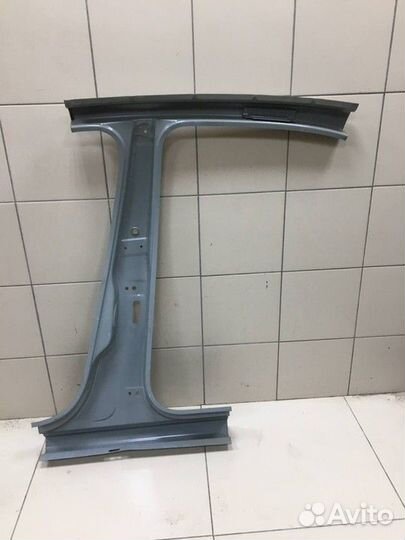 Стойка центральная правая Volkswagen Polo