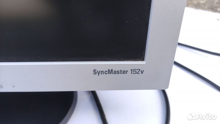 Монитор Samsung SyncMaster 152V 15 дюймов