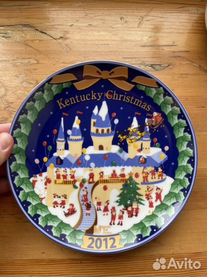 Тарелки KFC Christmas 2012, 2015, 2016 год