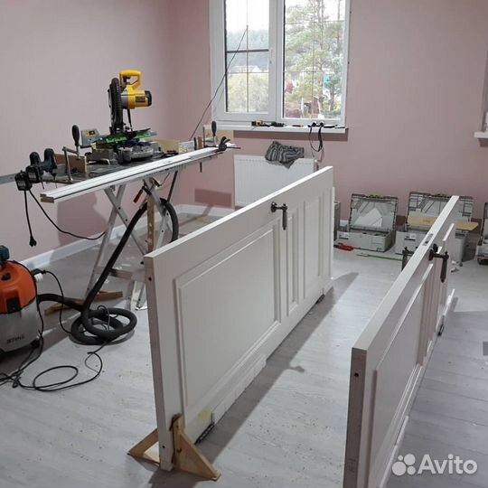 Установка межкомнатных дверей