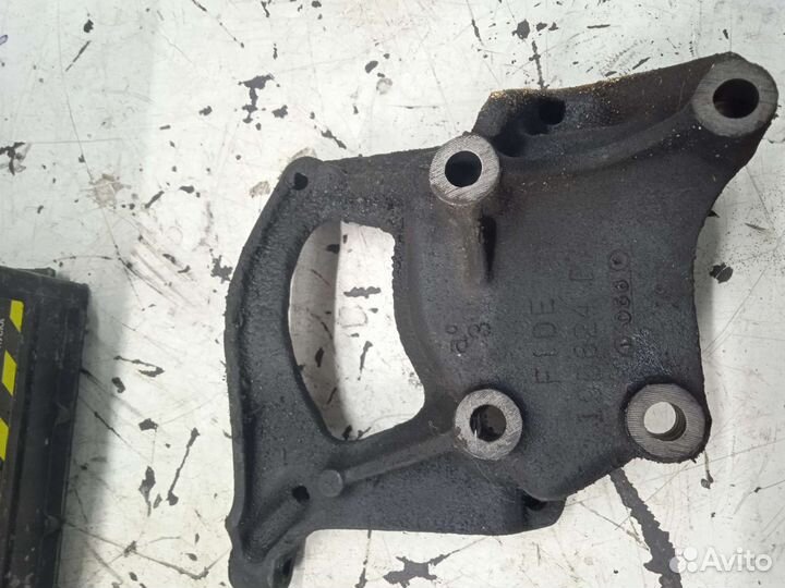 Кронштейн кондиционера Ford Taurus 1 Форд Таурус