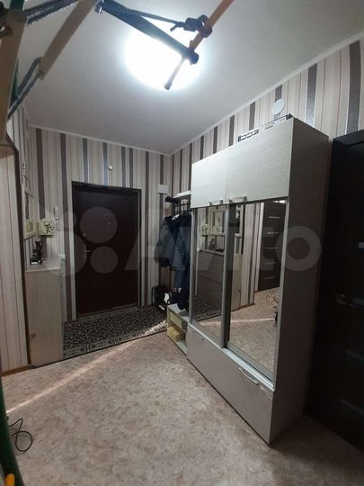 2-к. квартира, 67,3 м², 1/4 эт.