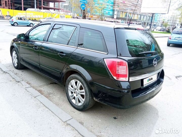 Opel Astra 1.6 МТ, 2012, 135 000 км