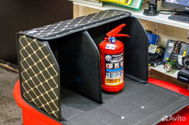 Автомобильный органайзер Black Gold L