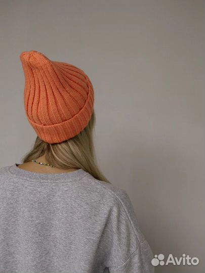 Шапка зимняя женская вязанная оранжевый бини