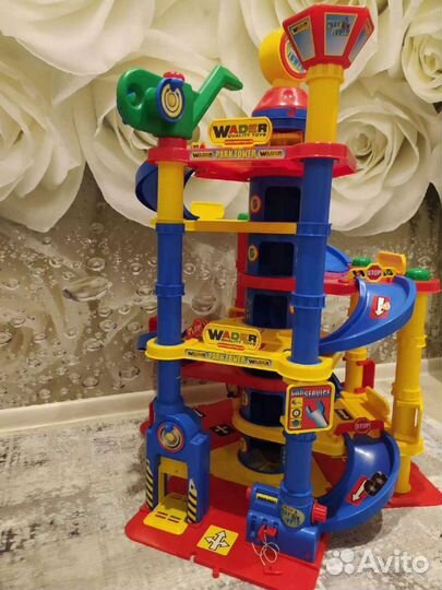 Парковка Полесье и почти метр высотой