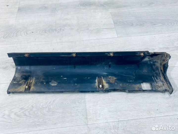 Накладка порога задняя правая Kia Sorento SUV D4CB