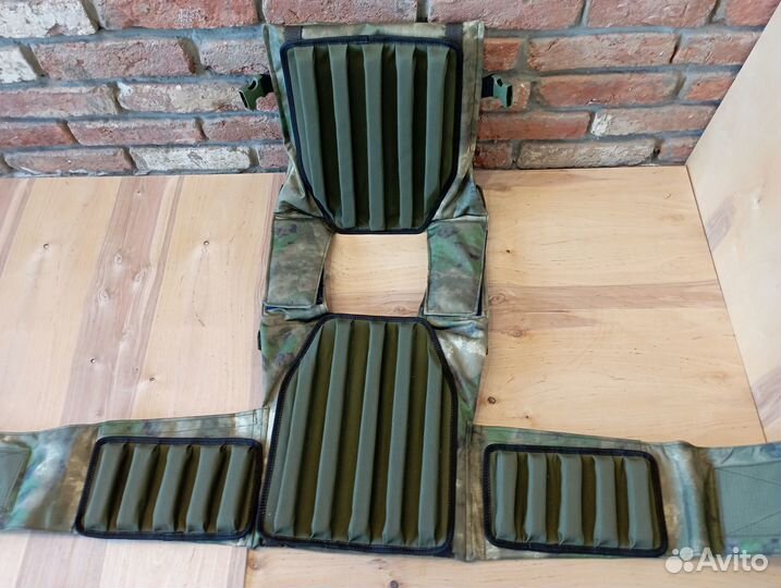 Бронежилет с бронепластинами Мох