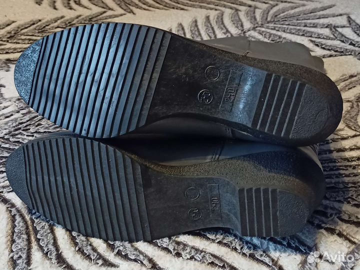 Сапоги осенне-зимние женские