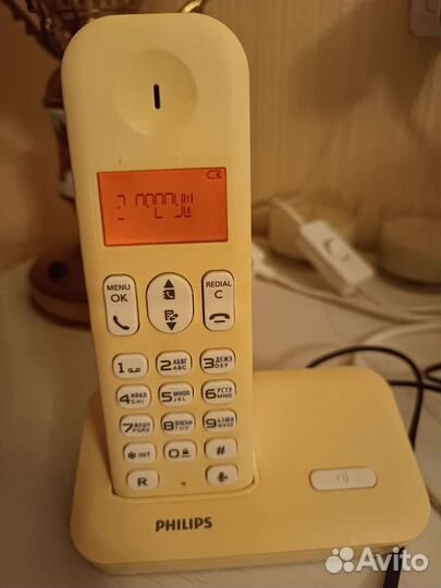 Беспроводной домашний телефон