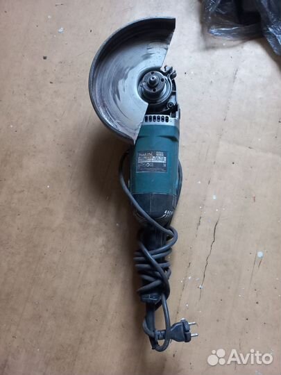 Болгарка Makita 9069