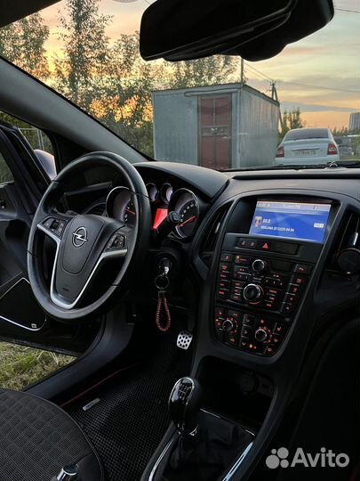 Opel Astra GTC 1.4 МТ, 2011, 226 000 км