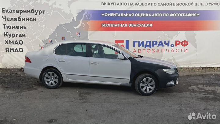 Магнитола Skoda Superb (3T) 3T0035156C