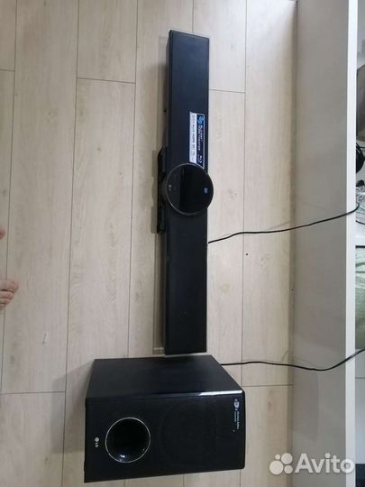 Саундбар lg