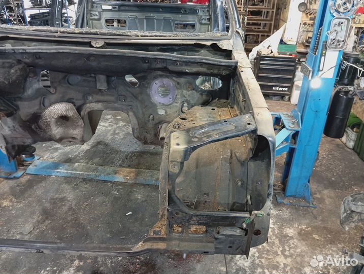 Лонжерон передний левый Volkswagen Amarok (2H)