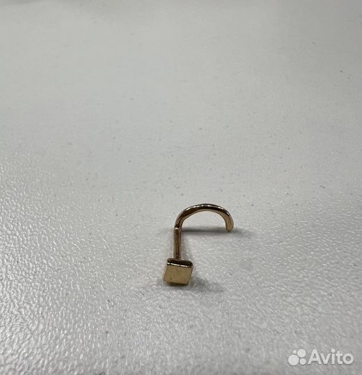 Пирсинг в нос