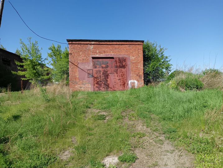 Гараж, > 30 м²