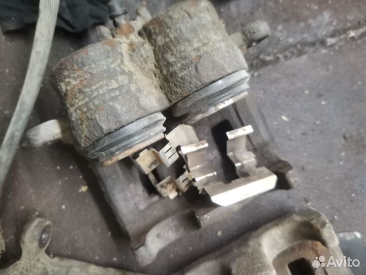 Суппорта на subaru impreza gh