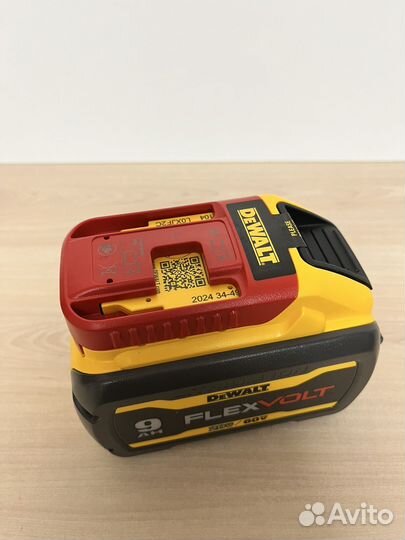 Аккумуляторная батарея Dewalt DCB609 9Ач