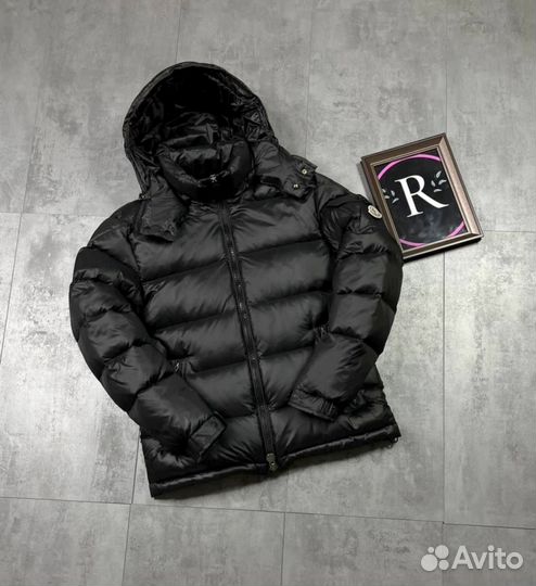 Куртки Moncler плотные