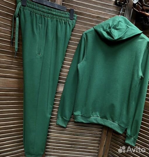 Tommy hilfiger костюм