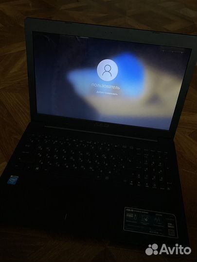 Ноутбук asus