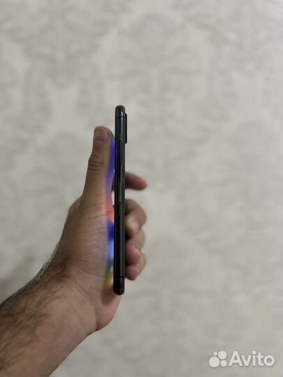 iPhone X, 256 ГБ