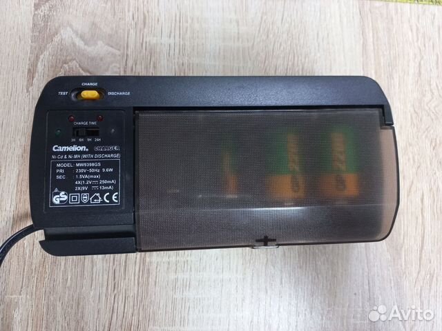 Зарядное устройство Camelion MW9398GS