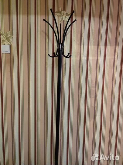 Вешалка напольная