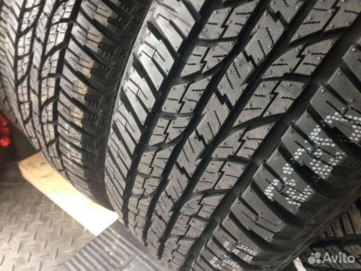 Yokohama Geolandar A/T G015 275/65 R17