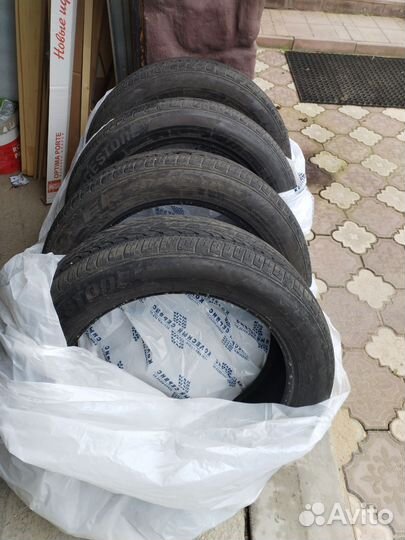 Bridgestone Blizzak LT 235/55 R20