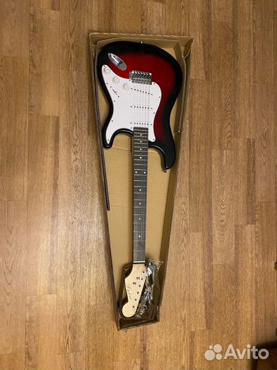 Электрогитара (Stratocaster) новая