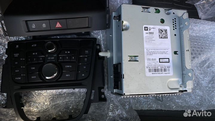 Магнитола штатная на opel astra j