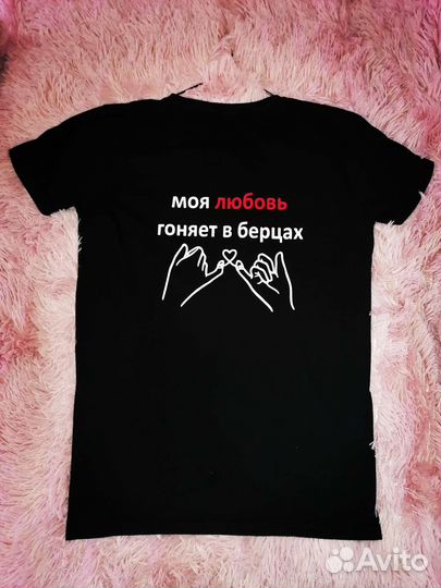 Чёрная футболка с принтом