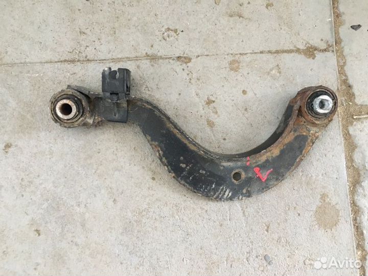 Рычаг верхний задний Volkswagen Passat B6 BZB 2008