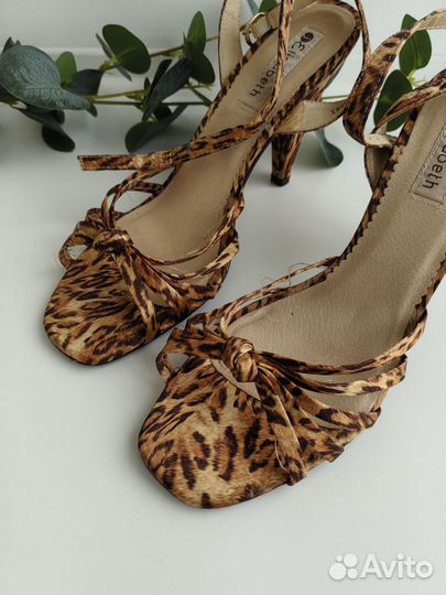 Босоножки 39